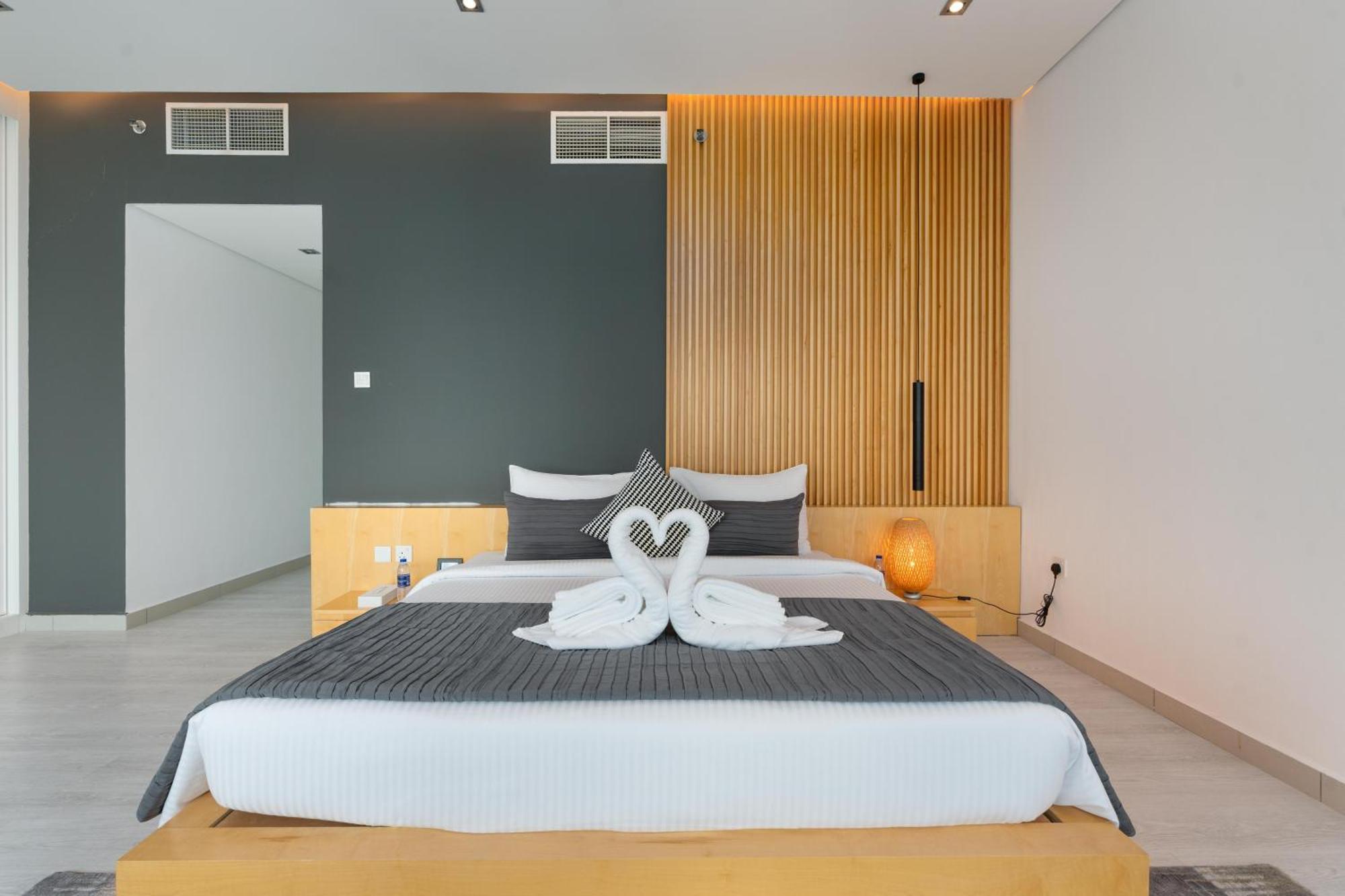Samaya Homes - Marina Walk Luxury * Dubai